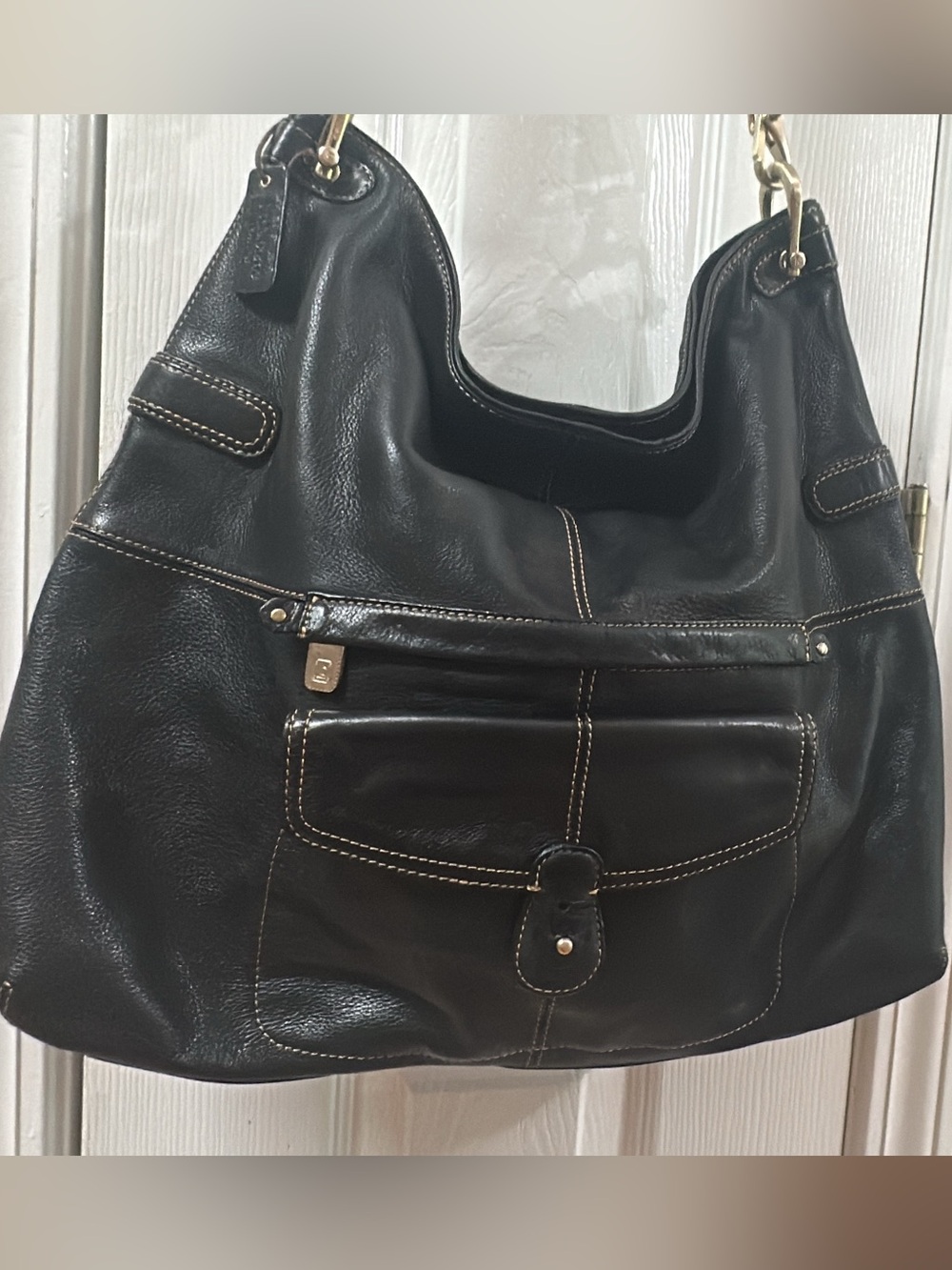 Liz Claiborne Black Leather Hobo Bag with Contrast Stitching 18x14 (bags 17)